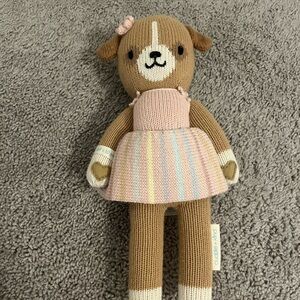 Cuddle + Kind Bea The Dog